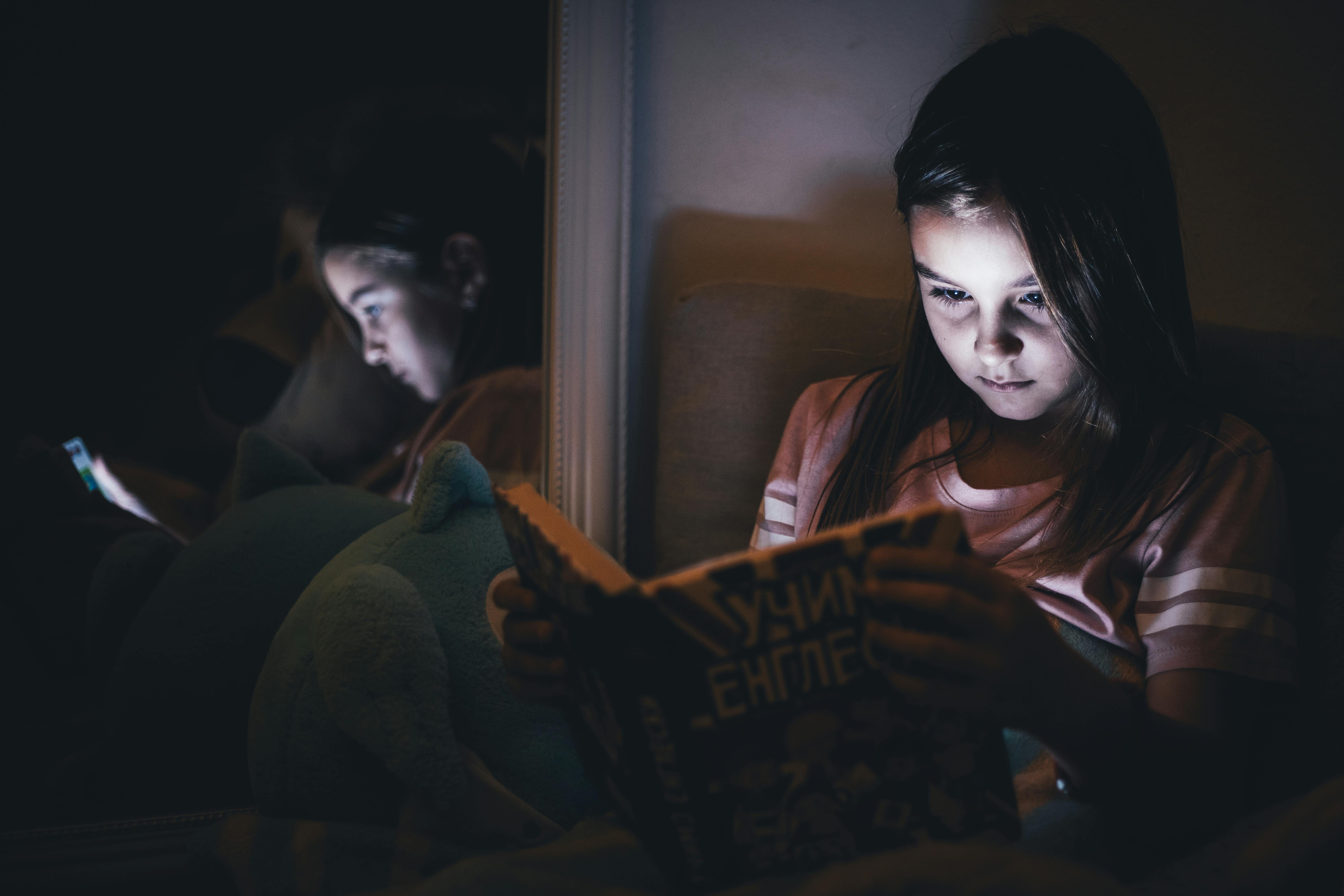 How to Reduce Screen Time: Build Healthier Habits